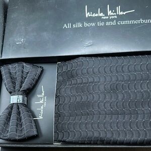 Nicole Miller Black Silk Bow Tie & Cummerbund Set | Formal Tuxedo